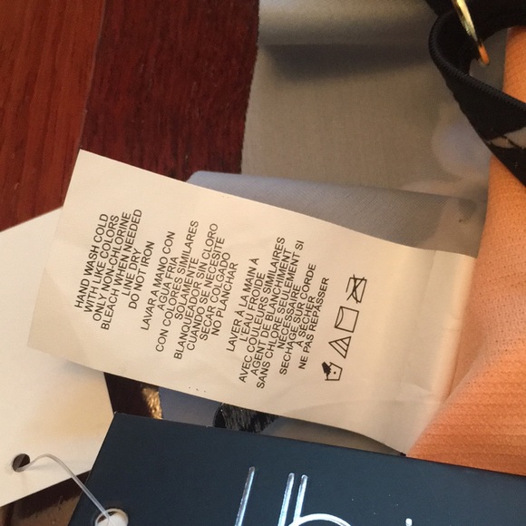 NWT Sizes small left only - Picture 8 of 11